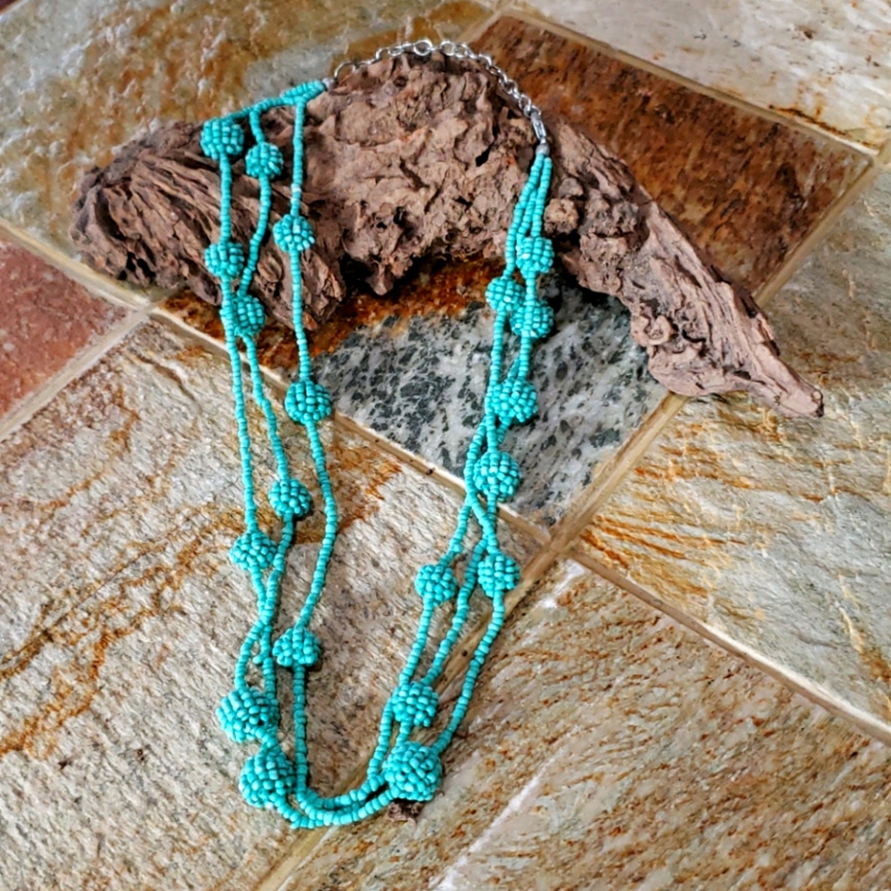 Fashion jewelry turquoise color bead necklace